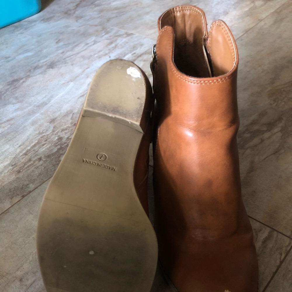 American Rag Booties - Picture 4 of 6